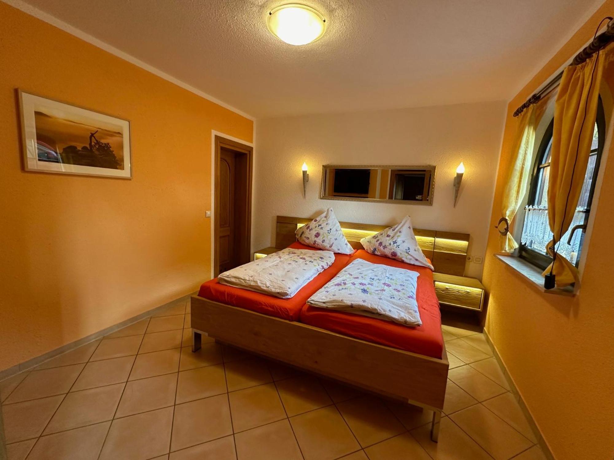 Ferienwohnung 1 Festungsblick Konigstein an der Elbe Bagian luar foto